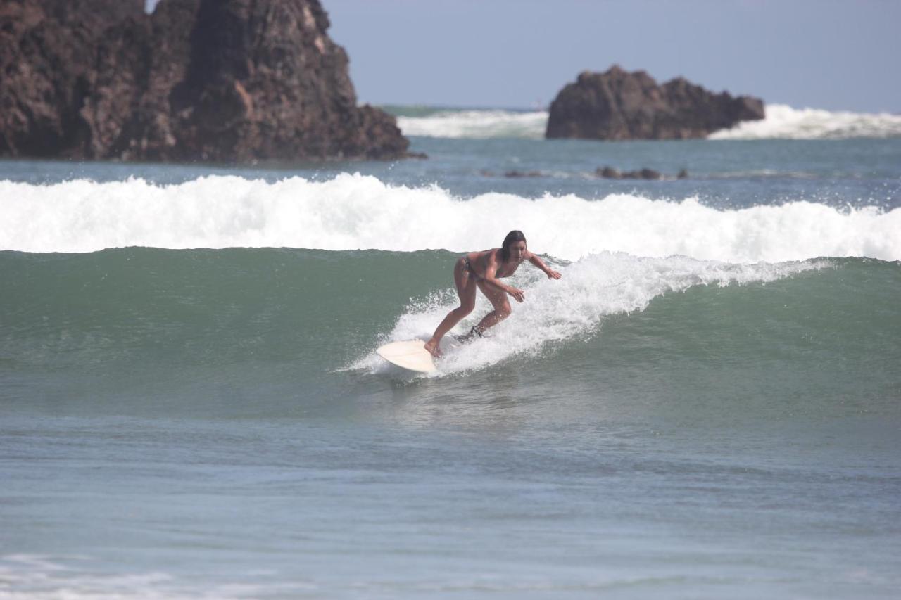 Ferienwohnung Ayolah Surf House &Surf Camp Jembrana Exterior foto