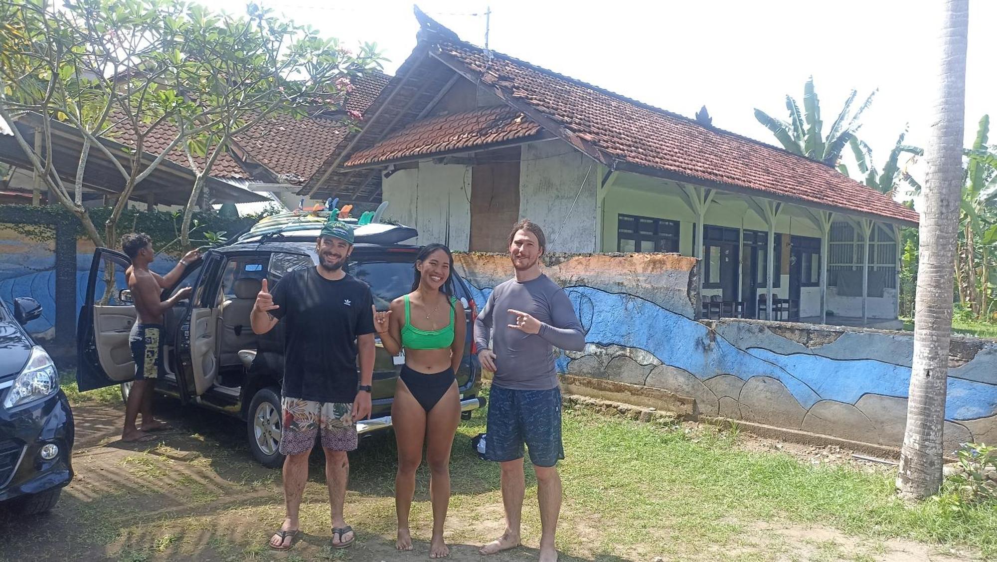 Ferienwohnung Ayolah Surf House &Surf Camp Jembrana Exterior foto