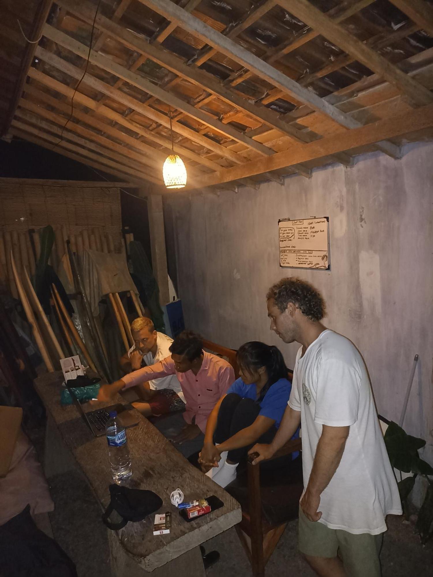 Ferienwohnung Ayolah Surf House &Surf Camp Jembrana Exterior foto