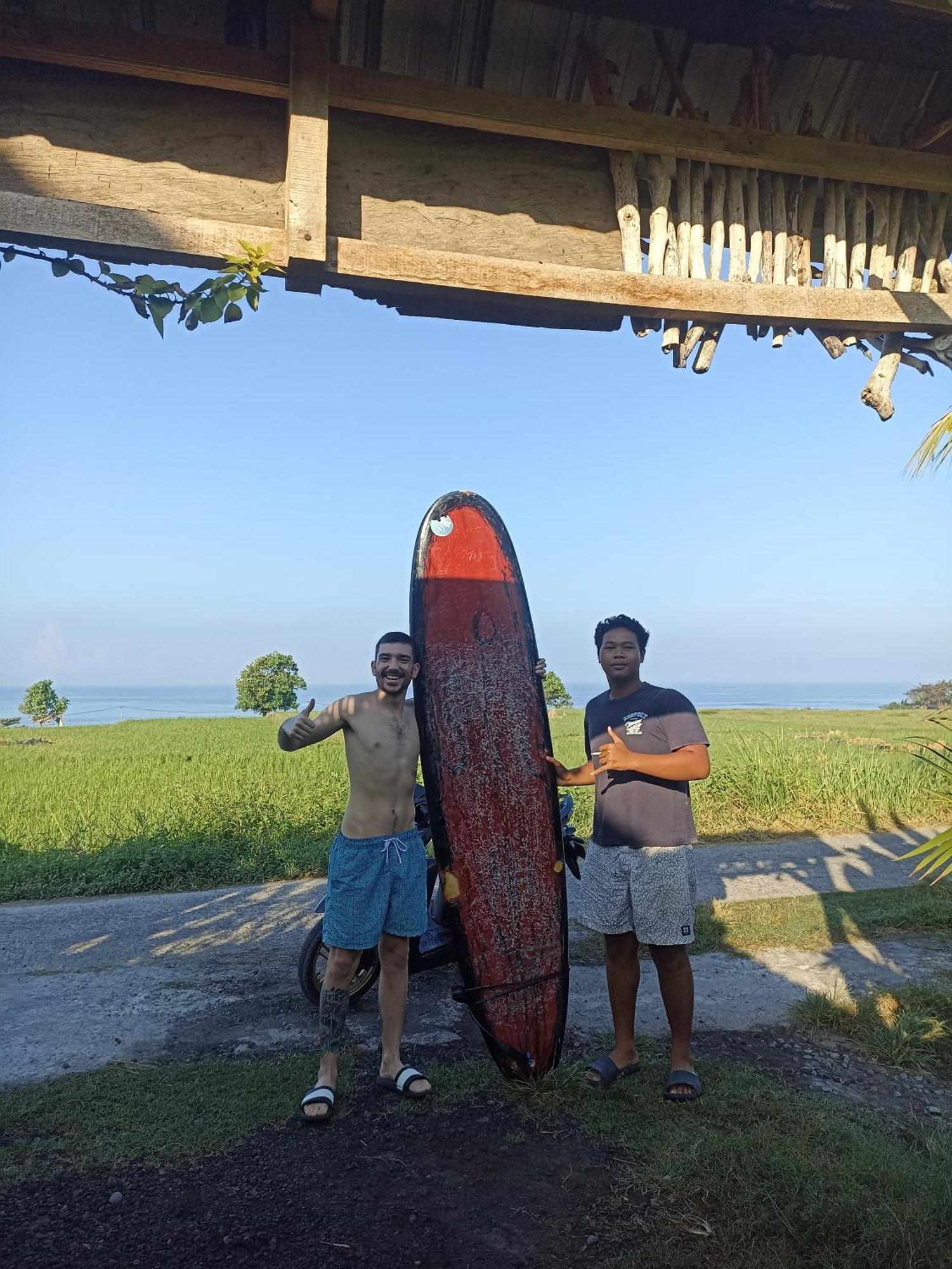 Ferienwohnung Ayolah Surf House &Surf Camp Jembrana Exterior foto